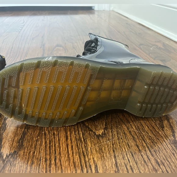 Dr. Martens - Picture 5 of 7